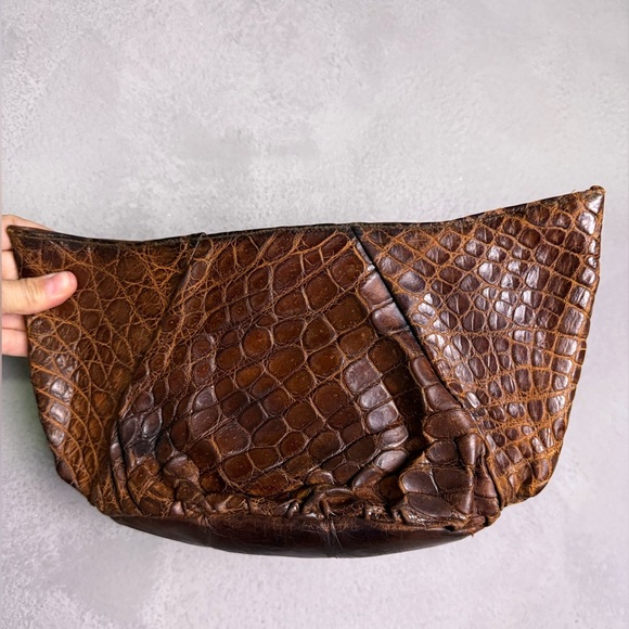 Vintage Handbags - Antique salt water crocodile purse